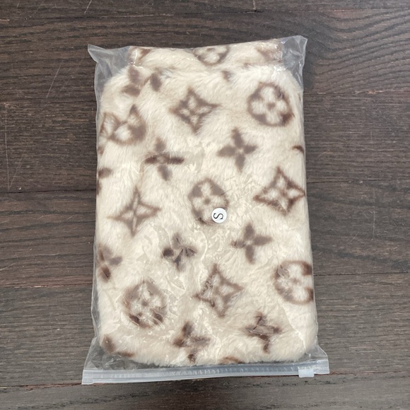 Beige Faux Fur Winter Small Dog Coat 🐶 - Picture 10 of 10